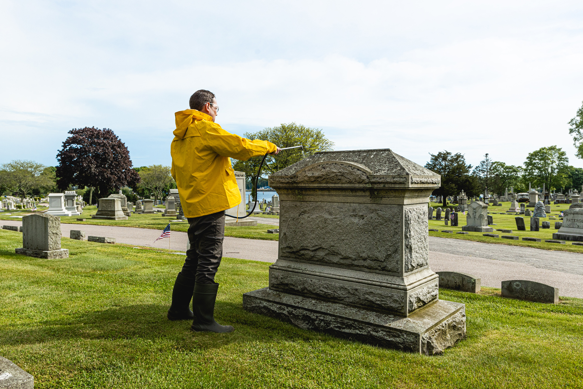 River_Bend_Cemetary_Power_Washing-9976